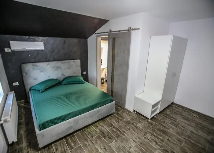 Гостевой дом Casa Kevin Нэводари