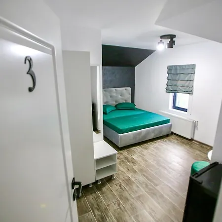 Casa Kevin 3* 那沃达利